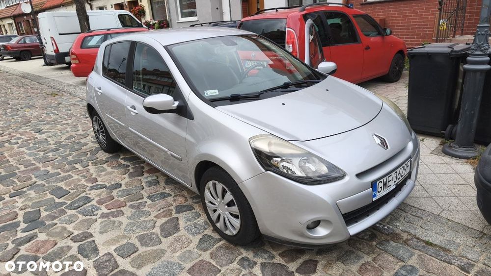 Renault Clio - 7