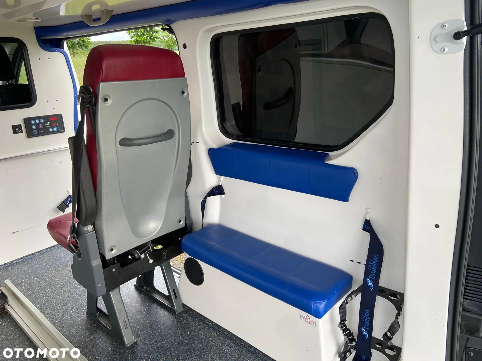 Opel Ambulans Karetka vivaro - 15
