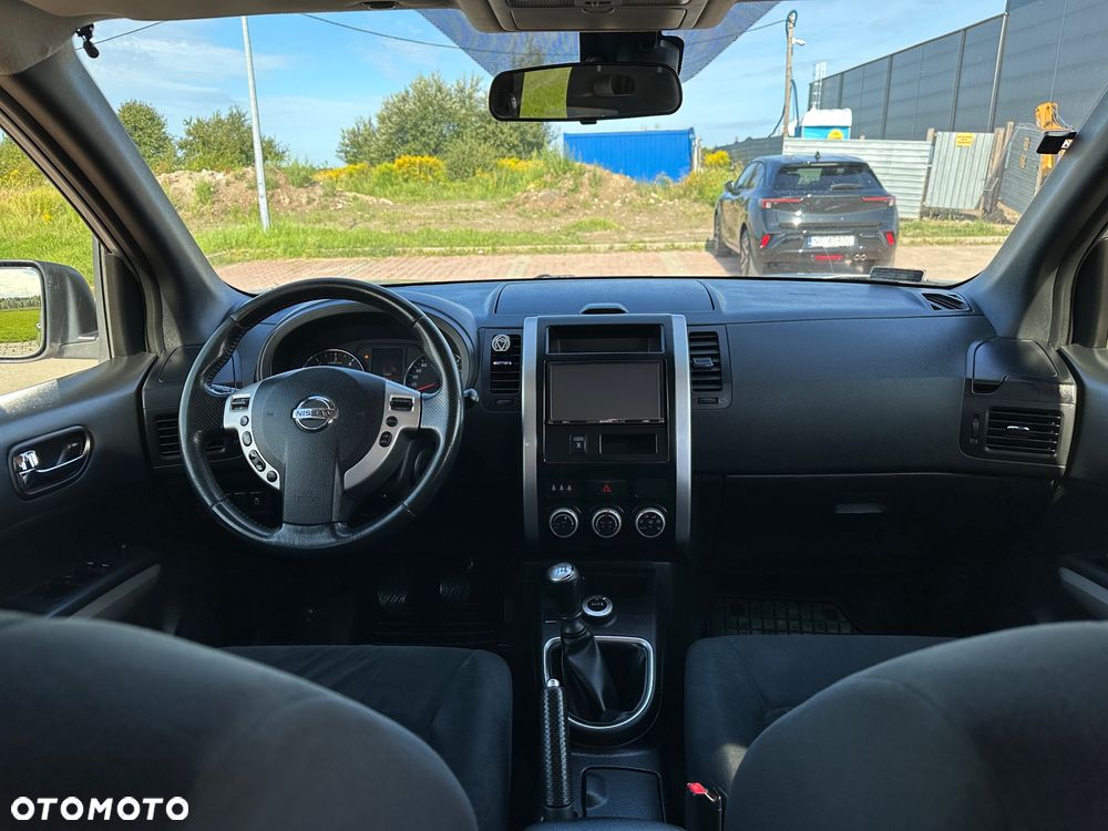 Nissan X-Trail - 10