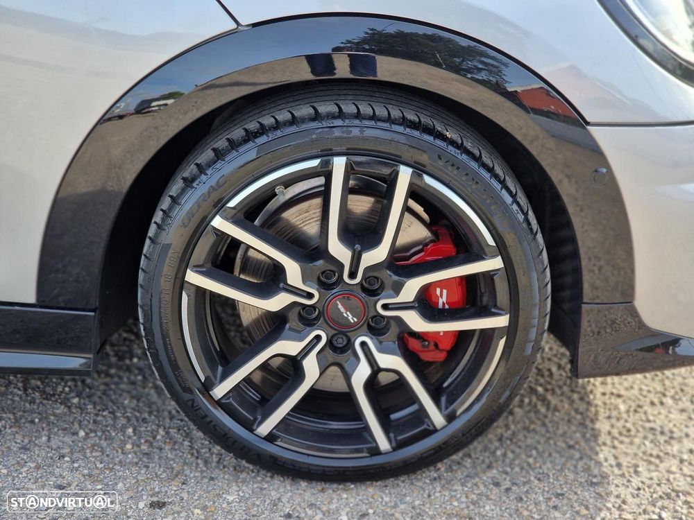 MINI 3 Portas John Cooper Works Aut. - 23