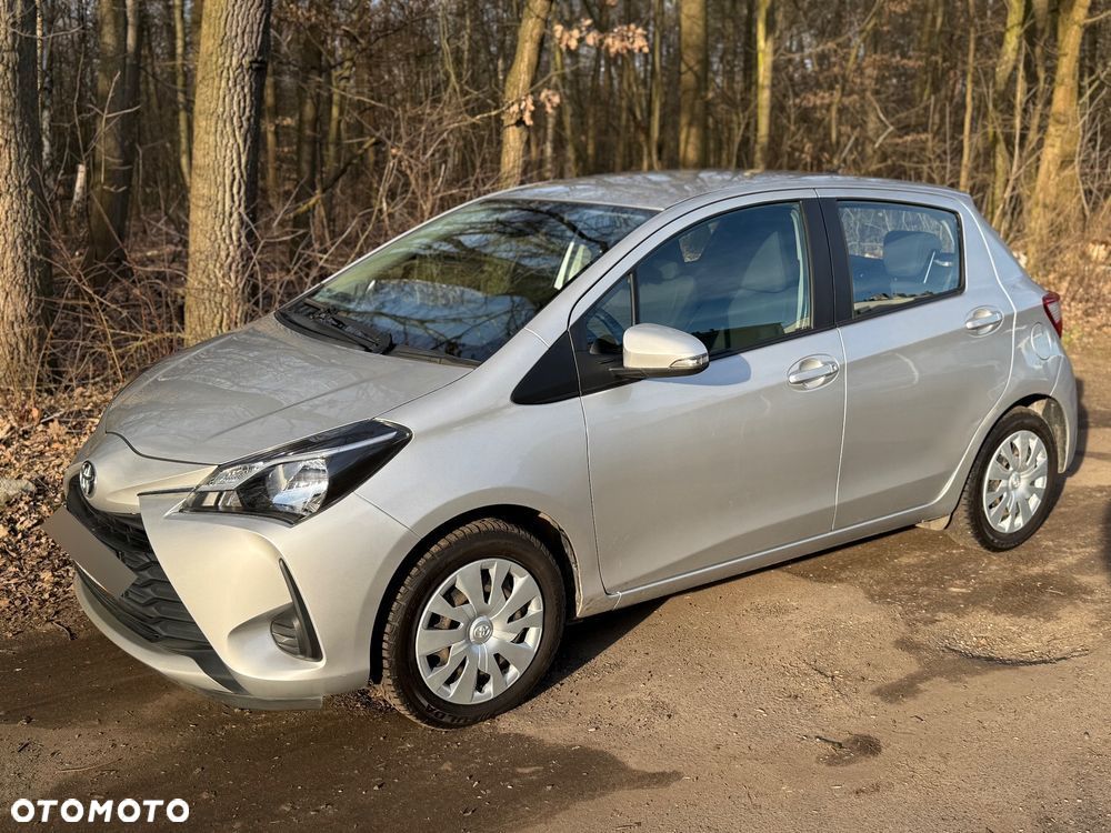 Toyota Yaris 1.5 Active - 10