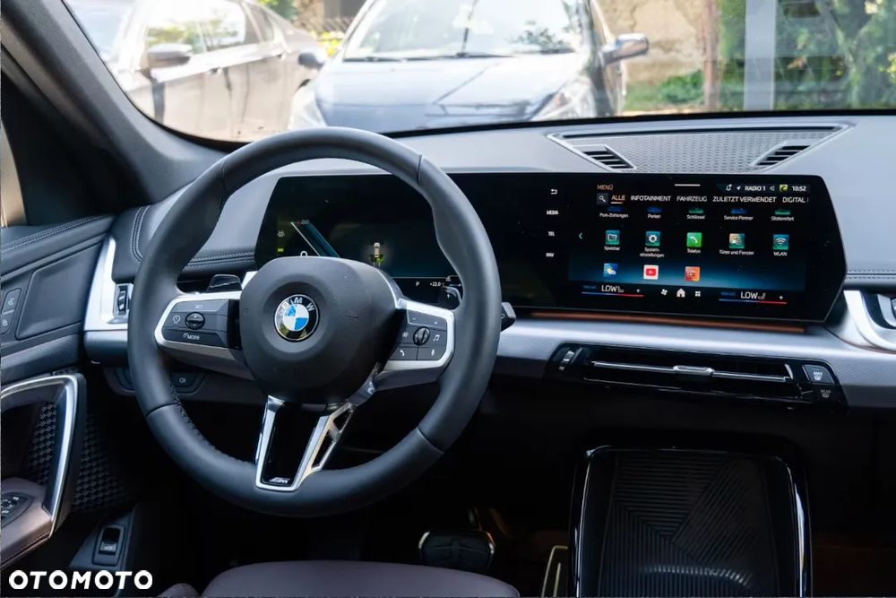 BMW X1 sDrive20i mHEV - 13