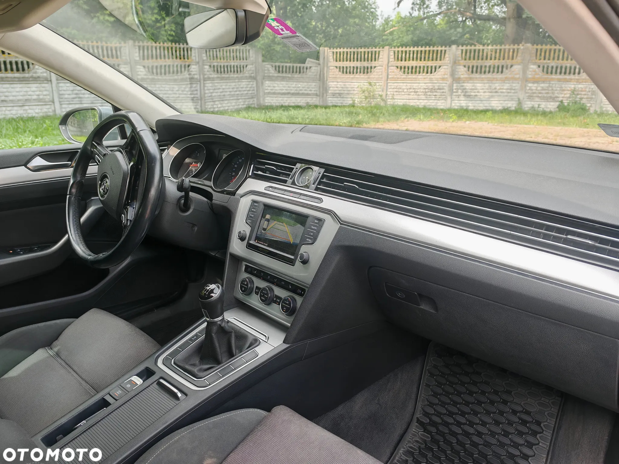 Volkswagen Passat 2.0 TDI BMT Comfortline - 14