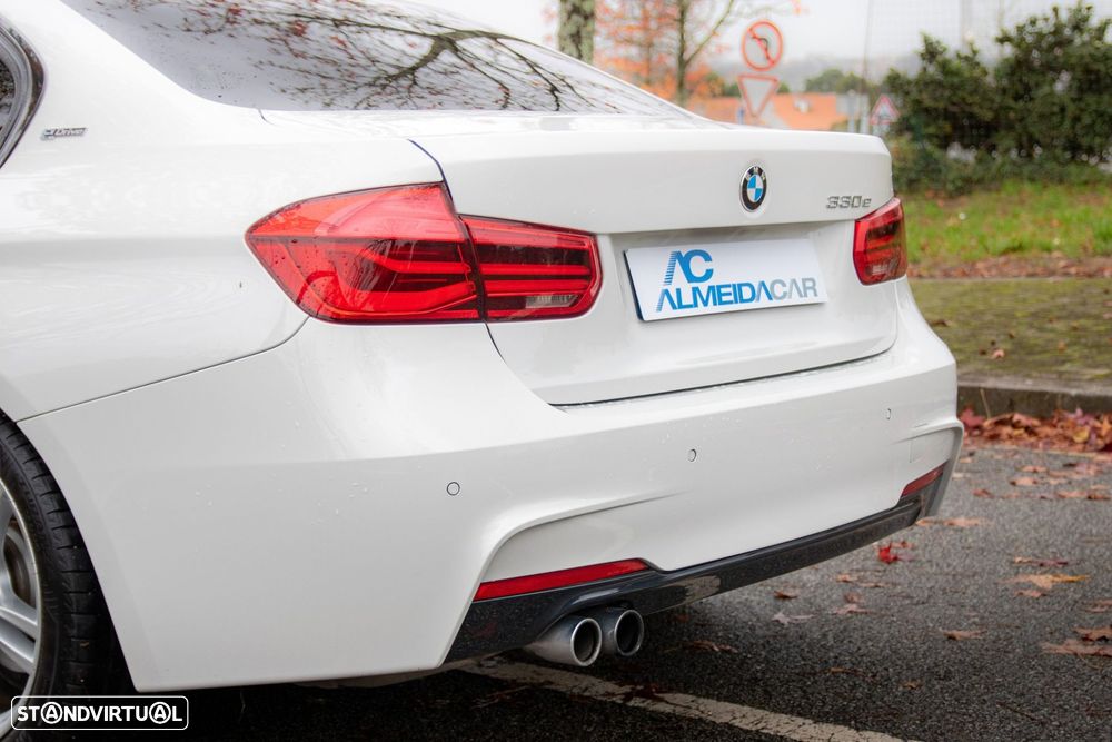 BMW 330 e iPerformance Pack M - 47