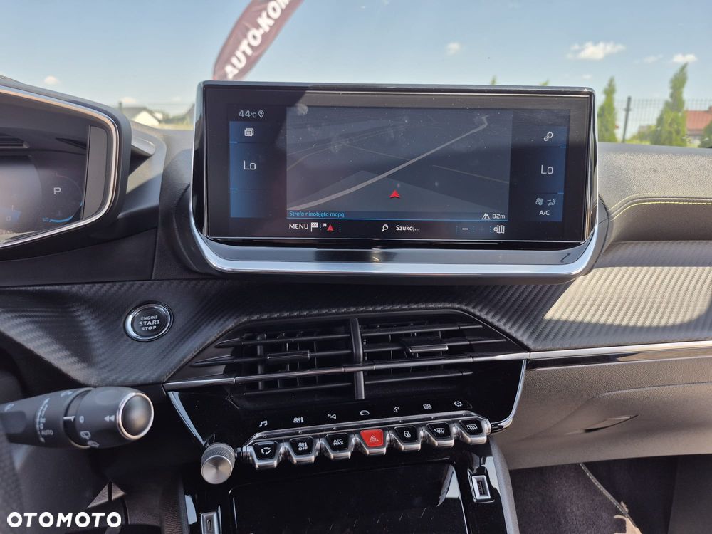 Peugeot 208 PureTech 130 EAT8 GT - 29