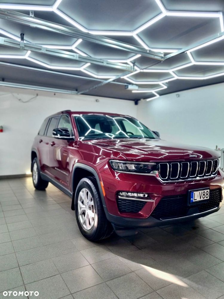 Jeep Grand Cherokee - 8