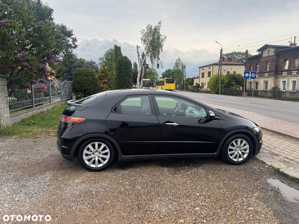 Honda Civic 1.8 Comfort - 3