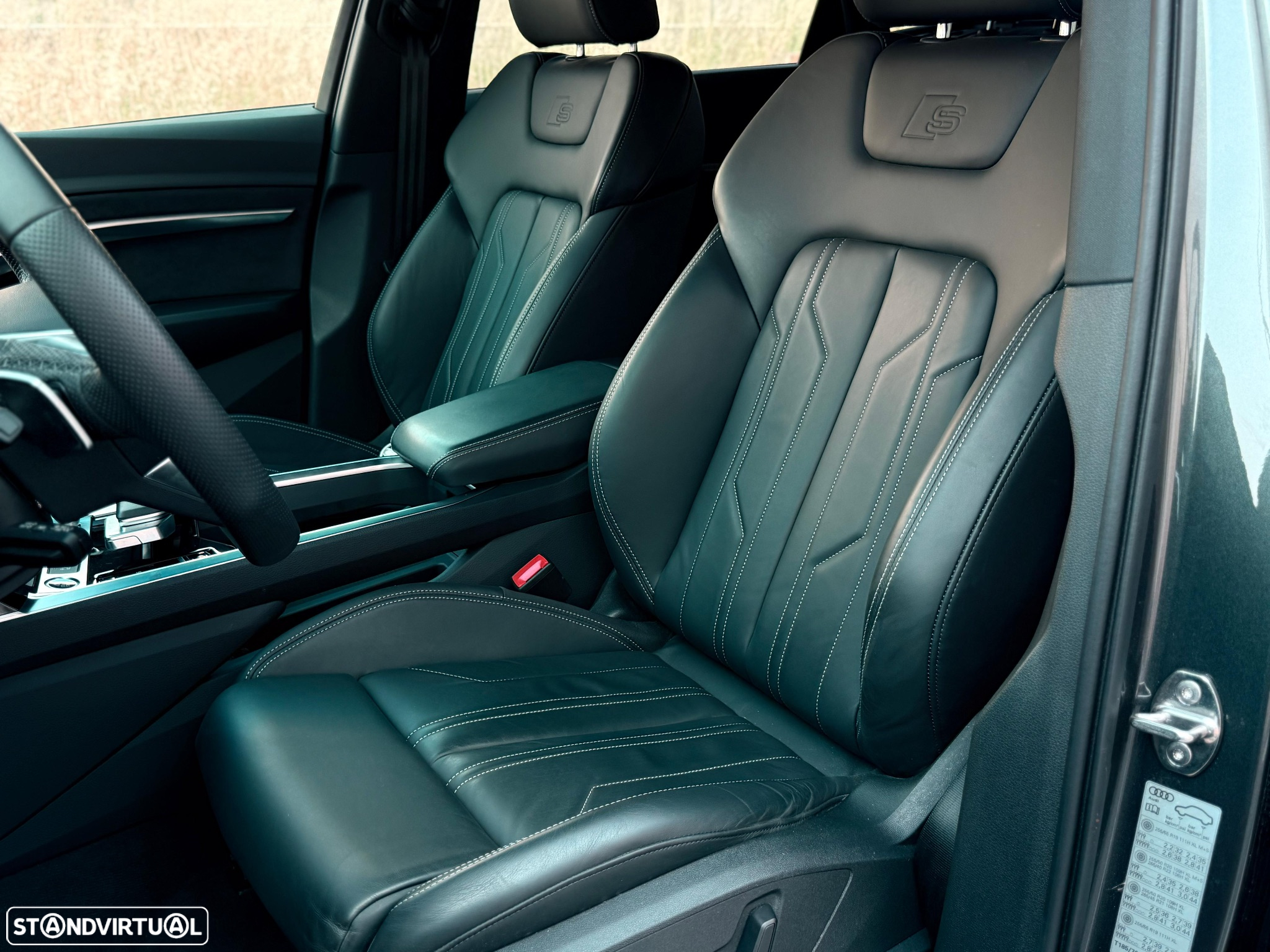 Audi Q8 e-Tron Sportback 50 quattro S line - 13