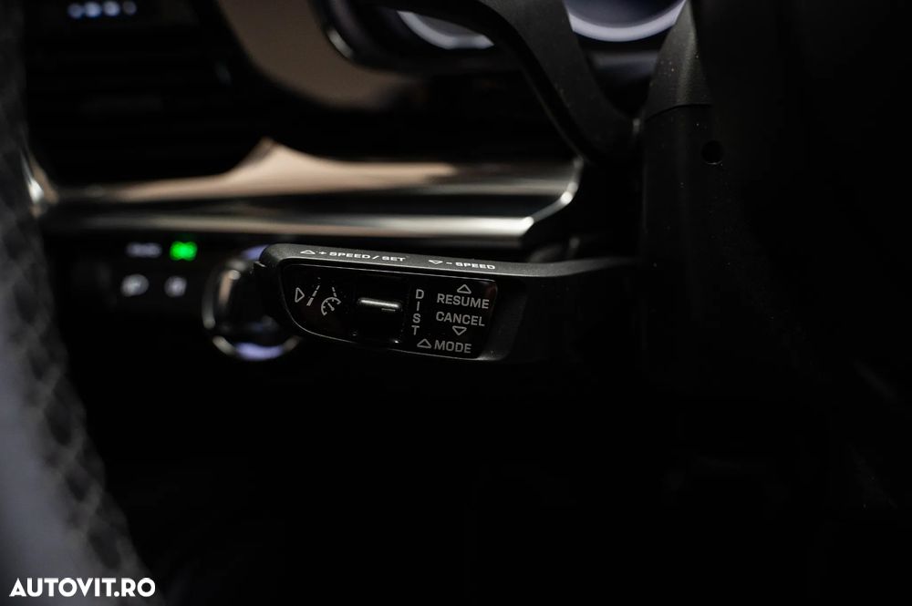 Porsche Panamera 4 E-Hybrid - 24