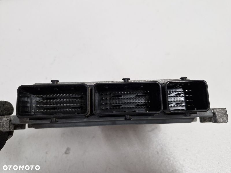 renault megane scenic 3 iii 1.5 dci komputer sterownik silnika ecu 237104833r - 3
