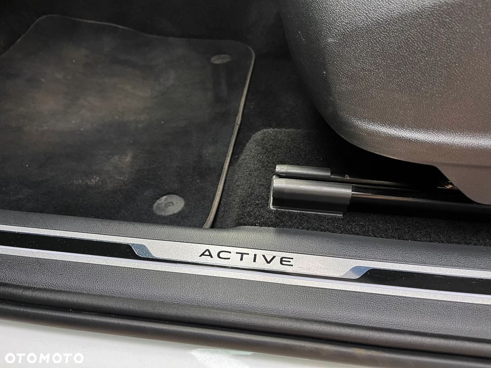 Volkswagen Tiguan 2.0 TDI SCR Active - 23