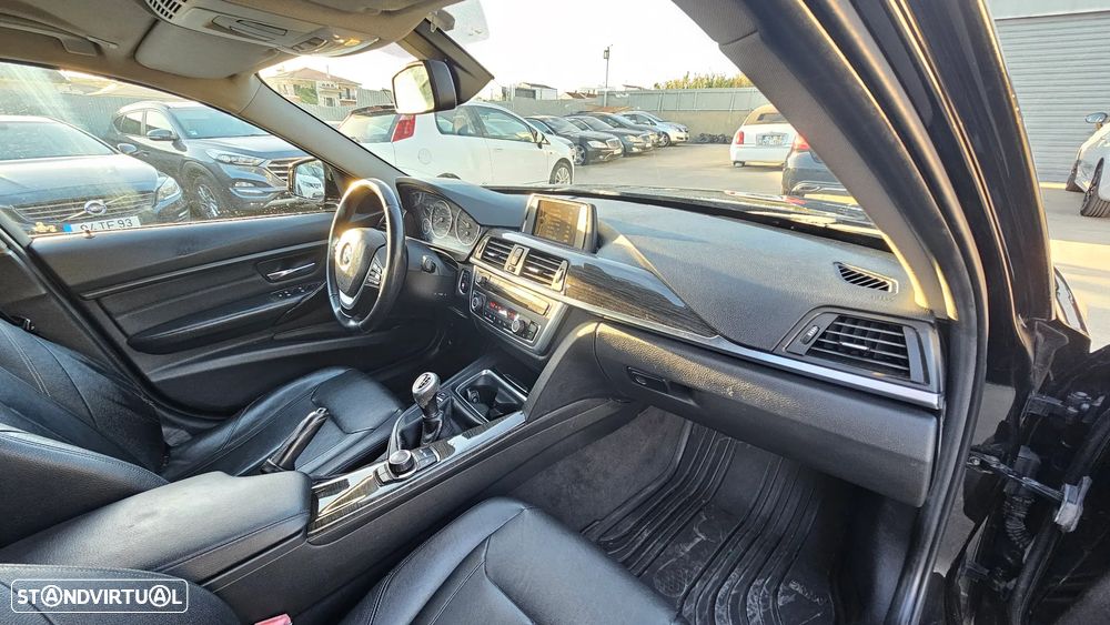 BMW 320 d Sport - 27