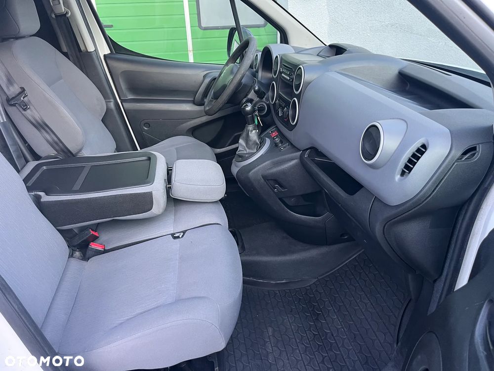 Peugeot Partner - 11