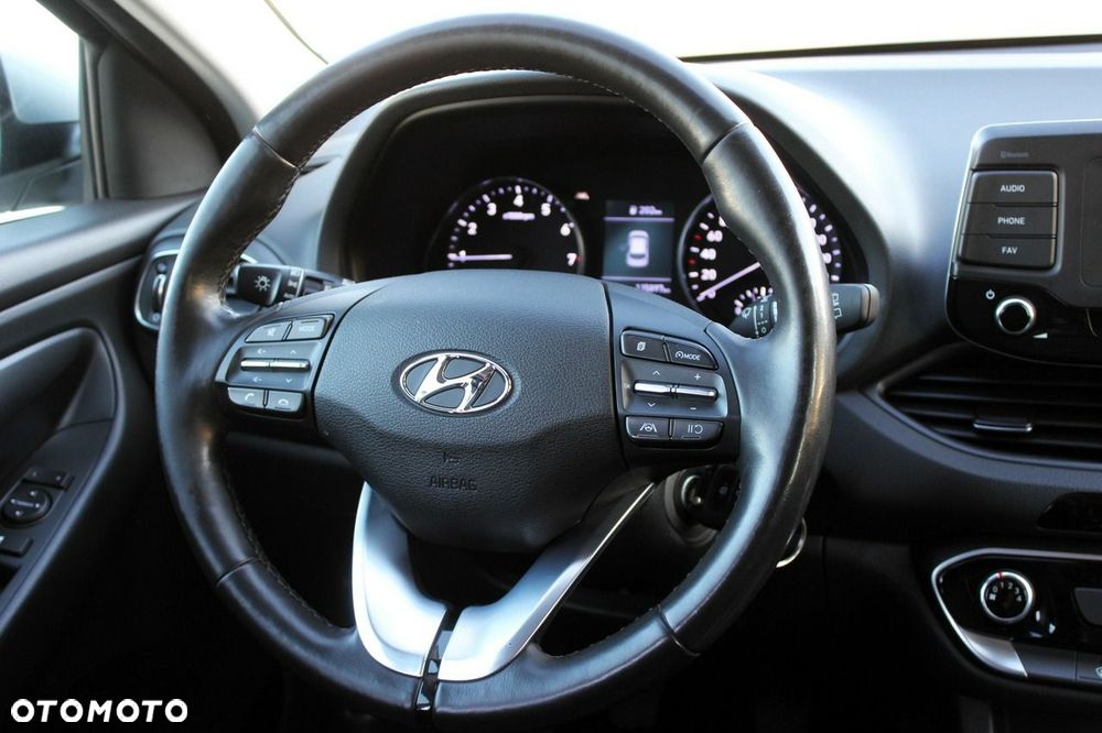 Hyundai i30 1.0 T-GDI GPF Classic + - 15