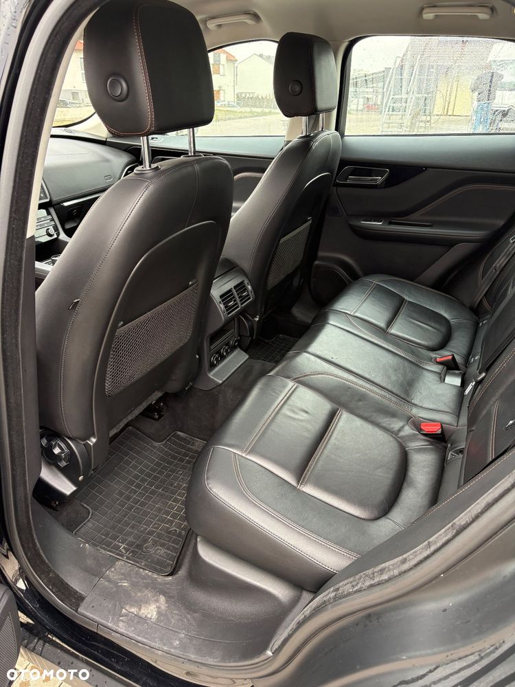 Jaguar F-Pace 20d AWD Prestige - 9