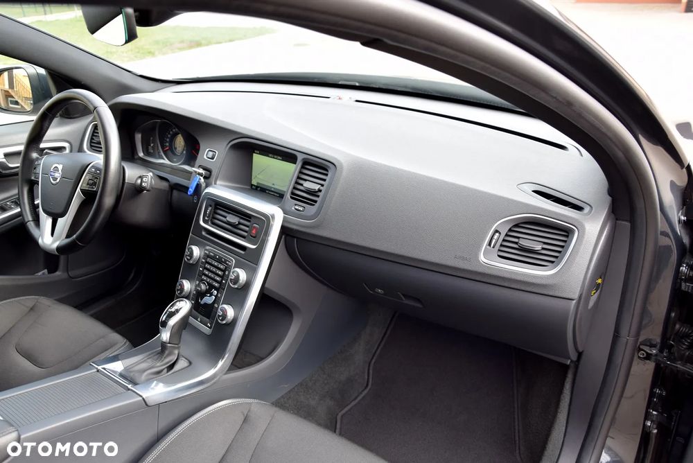 Volvo V60 - 16
