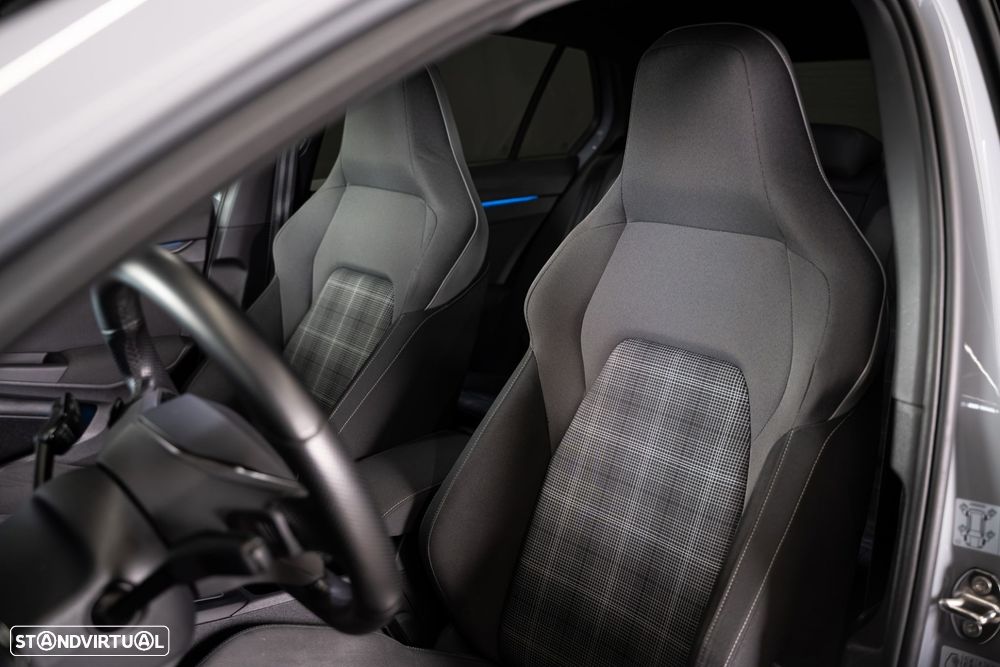 VW Golf 2.0 TDI GTD DSG - 13