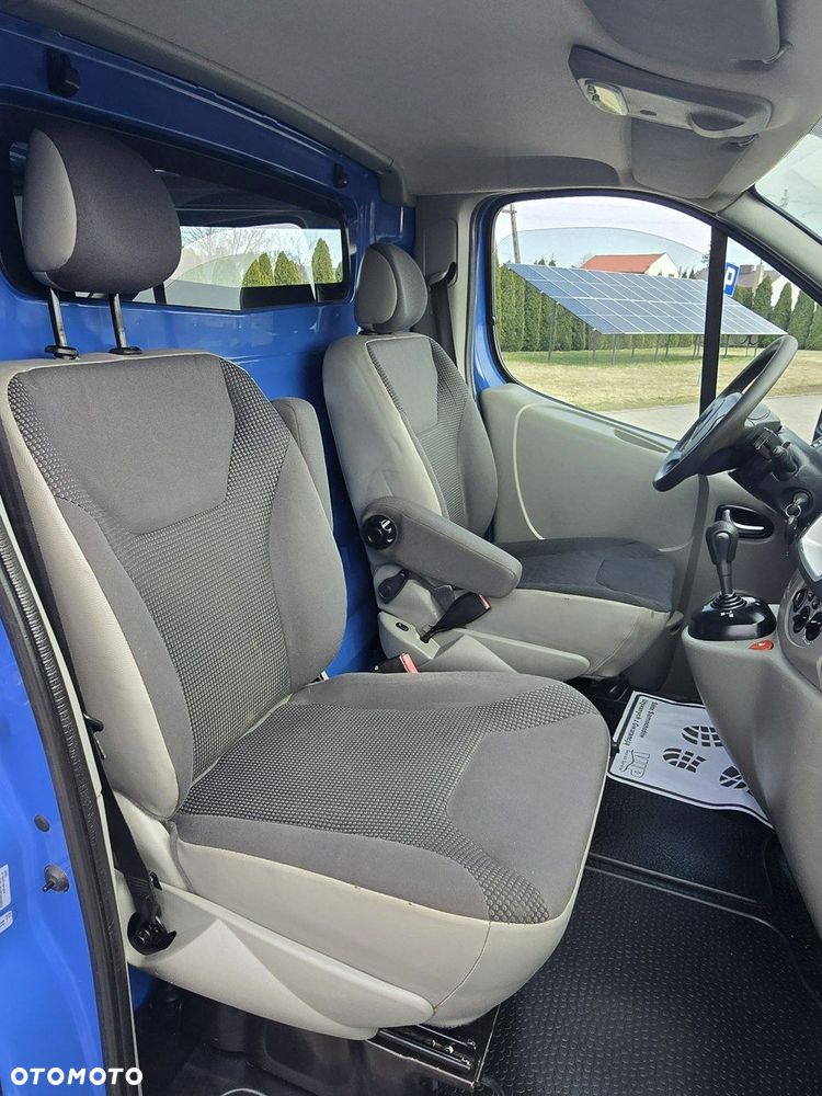 Opel Vivaro - 18