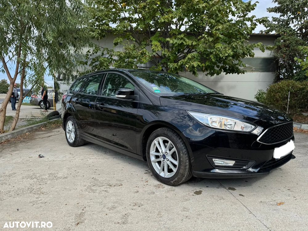 Ford Focus 1.0 EcoBoost Start-Stopp-System Business Edition - 1