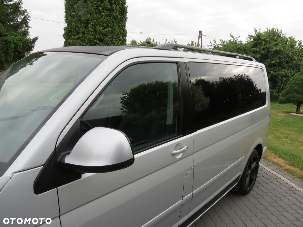 Volkswagen Multivan - 12