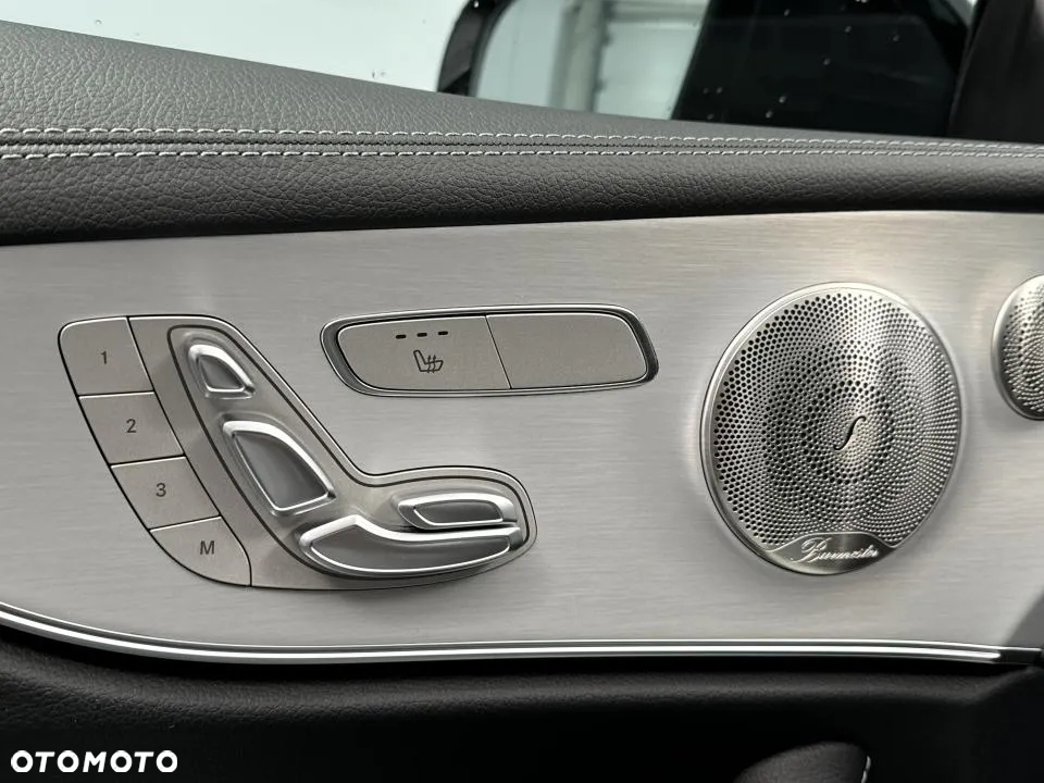Mercedes-Benz Klasa E 220 d 4Matic Coupe 9G-TRONIC AMG Line - 11