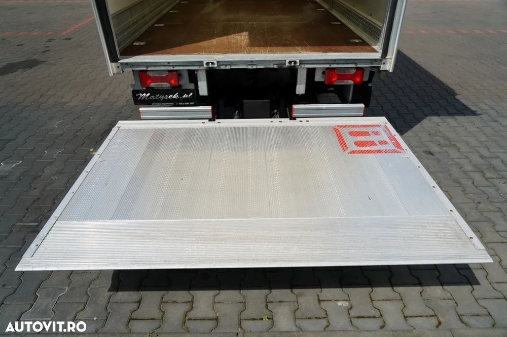 Iveco DAILY 35-180 / CONTAINER - CORTINĂ / AUTOMAT / DHOLLANDIA LIFT / GVWR: 3500 KG / 2021 - - 19