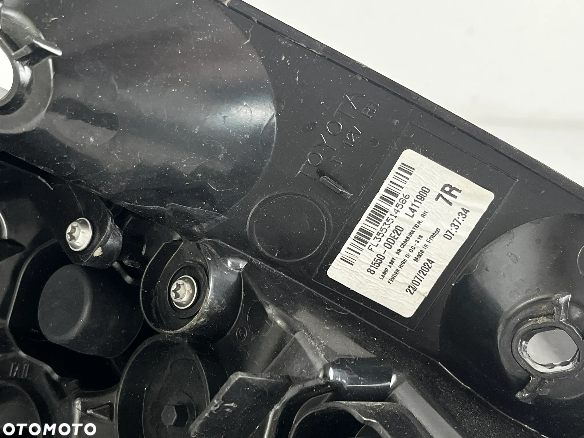 Toyota Yaris Cross prawa tylna lampa - 6