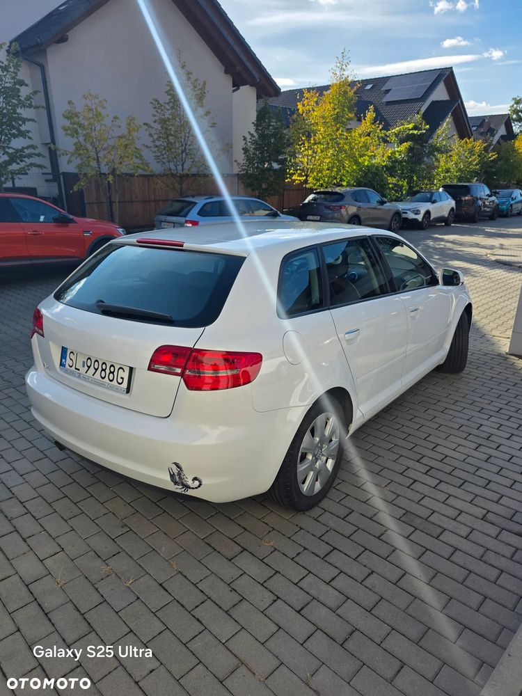 Audi A3 Sportback - 4