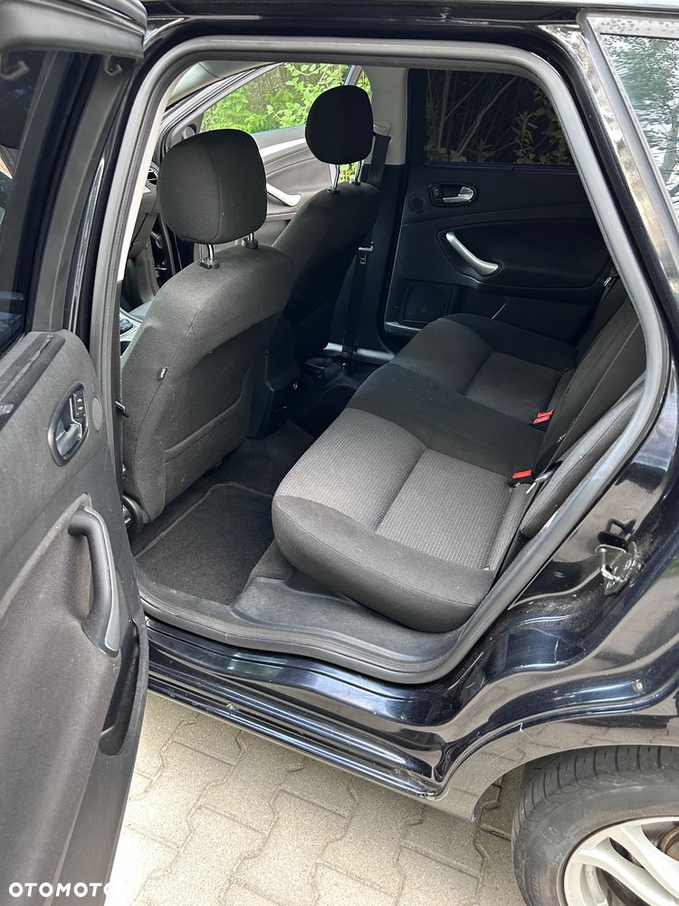 Ford Mondeo 2.0 Sport - 12