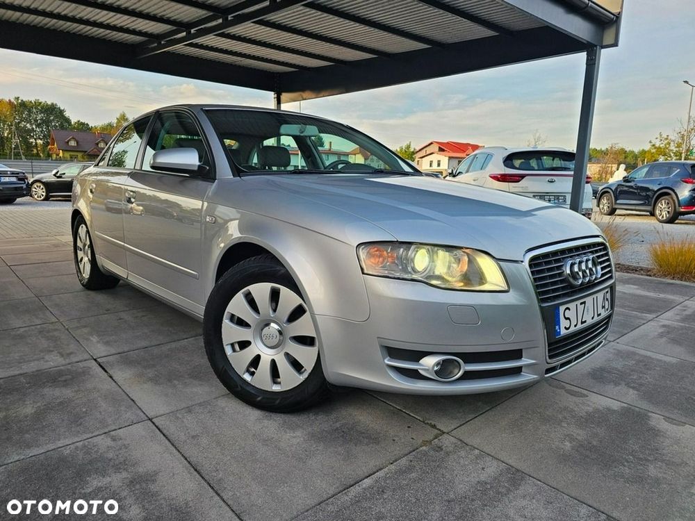Audi A4 Limousine