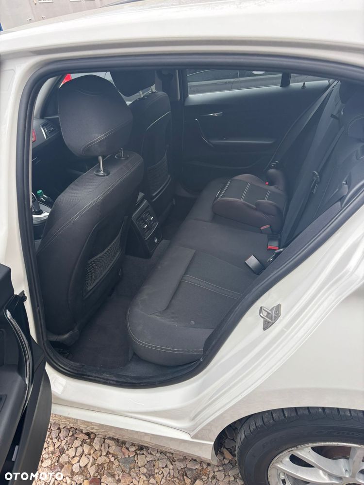 BMW Seria 1 118i - 6