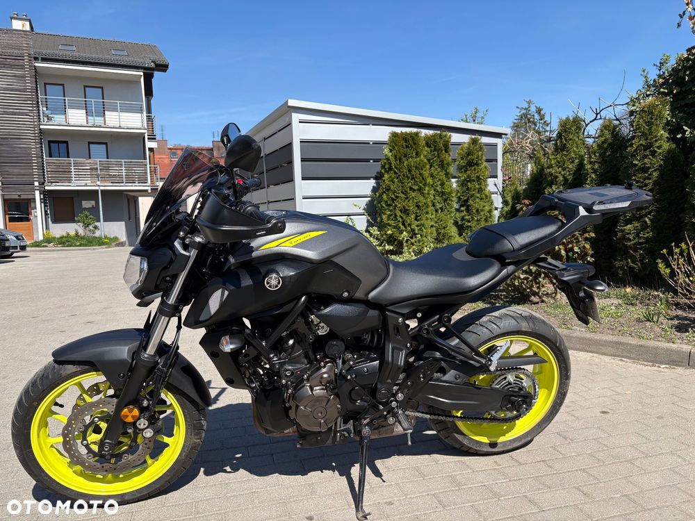 Yamaha MT - 1