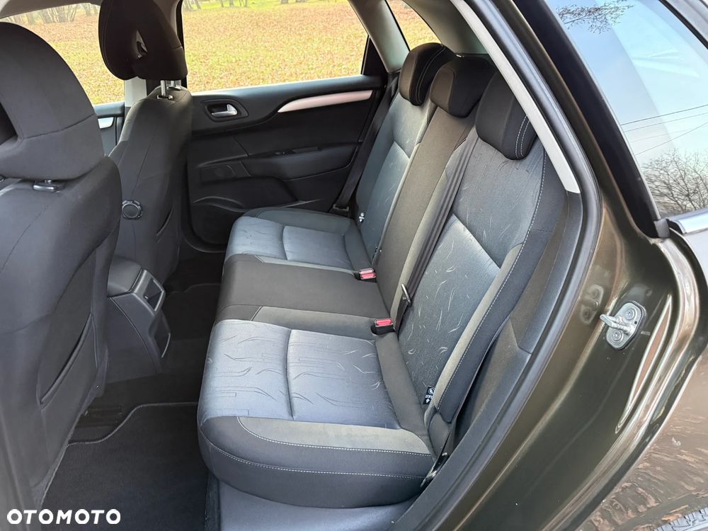 Citroën C4 VTi 95 Attraction - 13