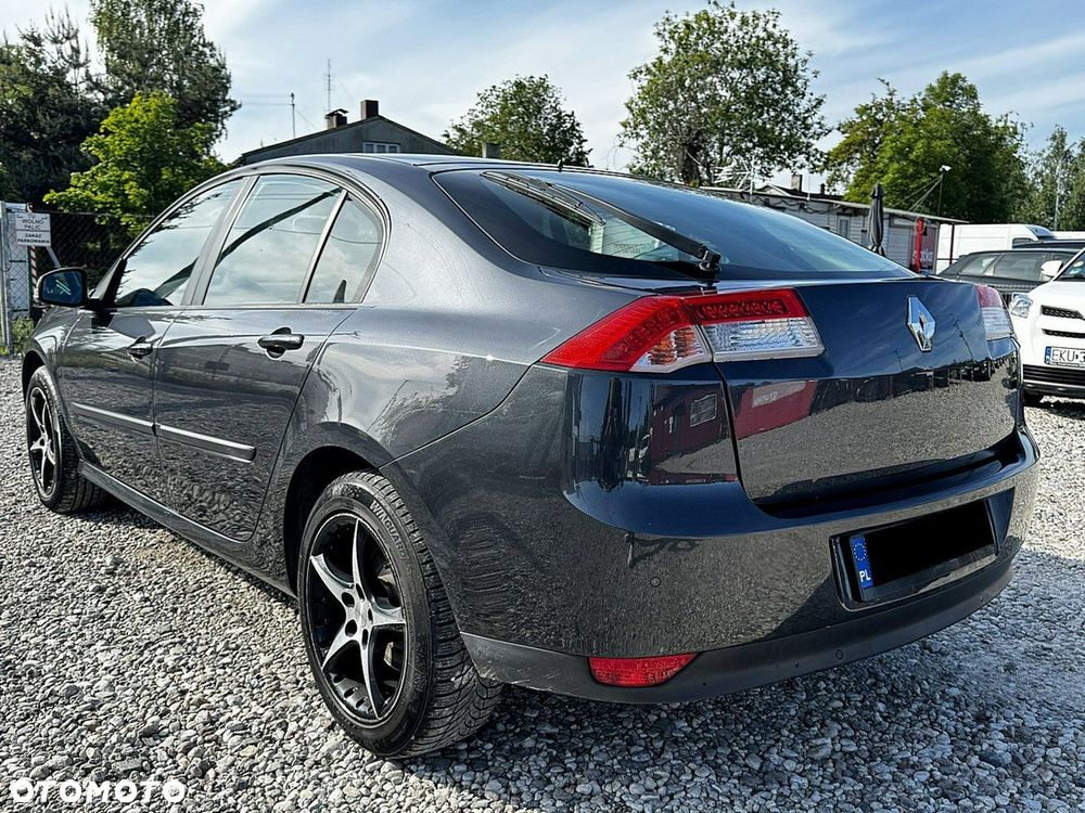Renault Laguna - 8