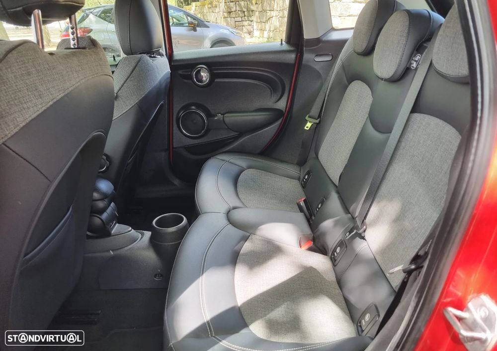 MINI 5 Portas Cooper D - 33