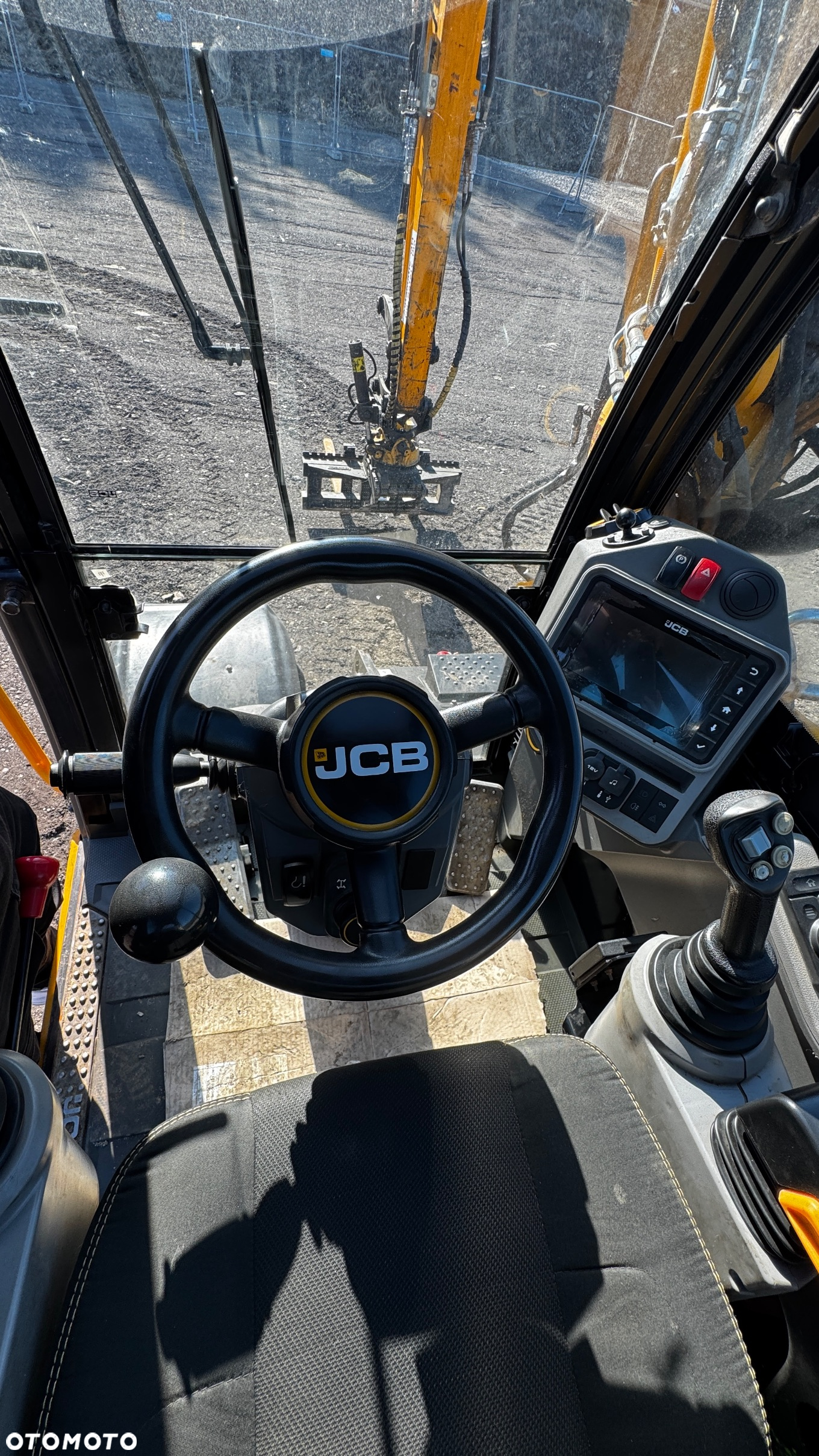 JCB HYDRADIG 110 - 11