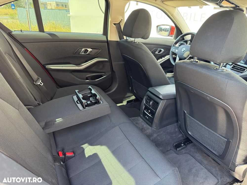 BMW Seria 3 - 11