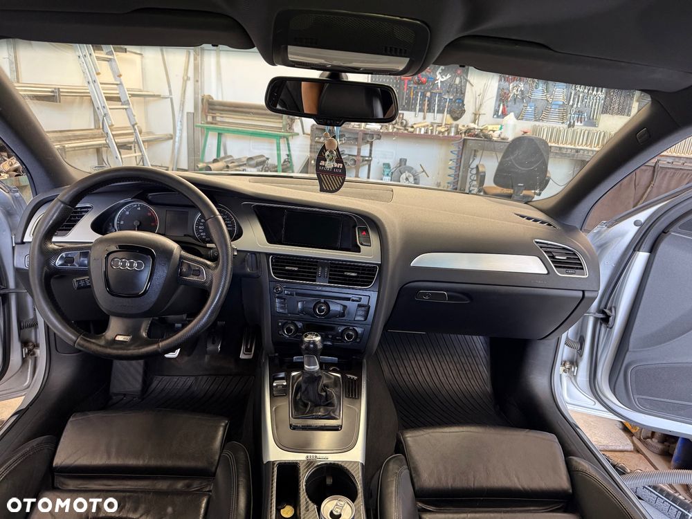 Audi A4 Avant 2.0 TDI DPF S line Sportpaket - 14
