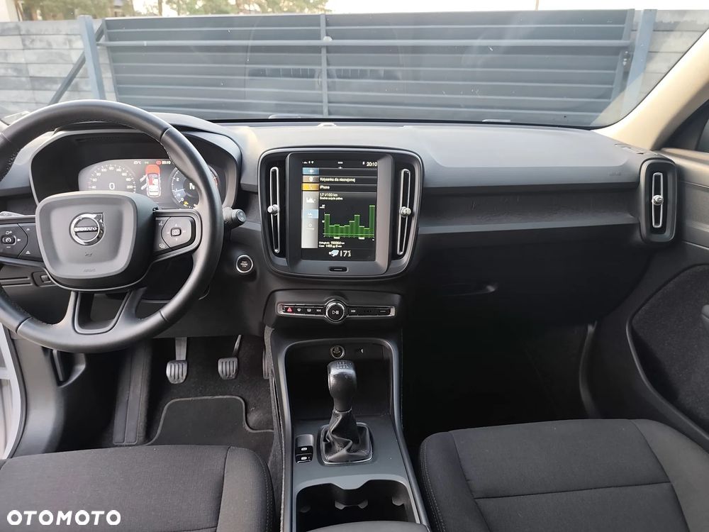 Volvo XC 40 T2 Essential - 8