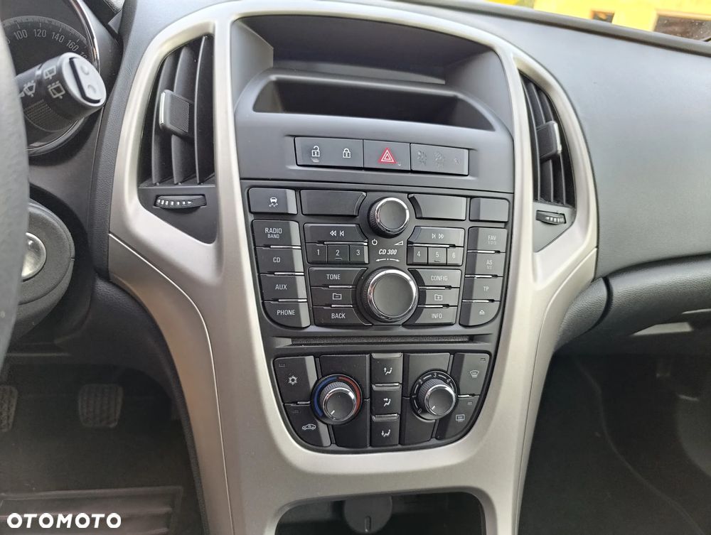 Opel Astra 2.0 CDTI DPF Sport - 31