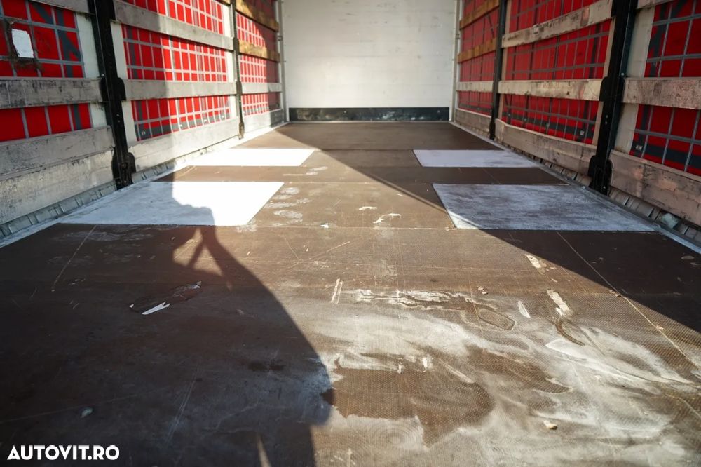 Volvo FH 500 / CORTINĂ / 6x2 / ACOPERIȘ RIDICAT / AER CONDIȚIONAT PARCARE / PUNTE RELAXABILĂ / CONTRACT DE SERVICE GOLD - 16