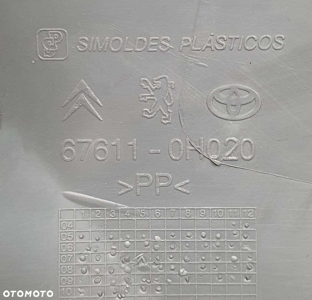 TAPICERKA BOCZEK DRZWI PRAWY PRZÓD CITROEN C1 3D 67611-0H020 - 8
