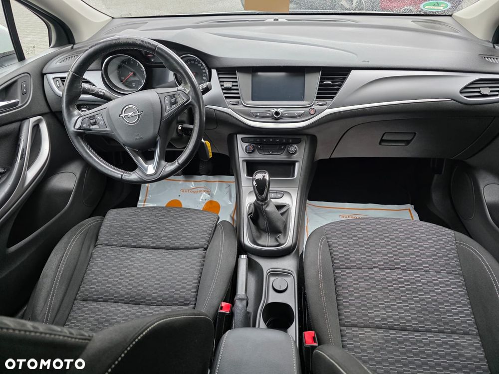 Opel Astra - 15