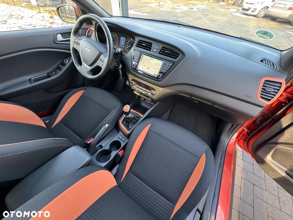 Hyundai i20 blue 1.0 T-GDI Active Passion Plus - 32