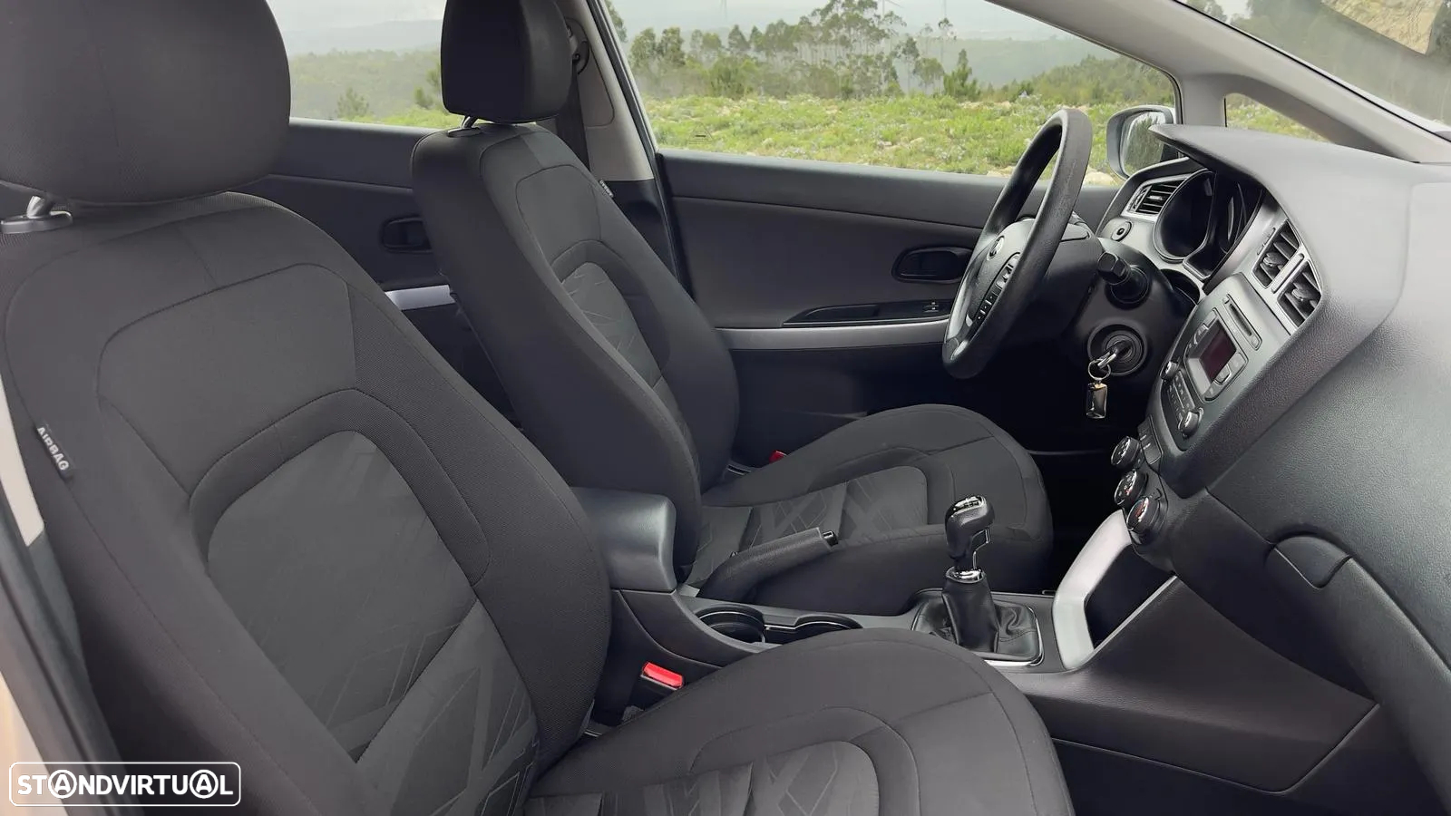 Kia Ceed 1.4 CRDi ECO - 10