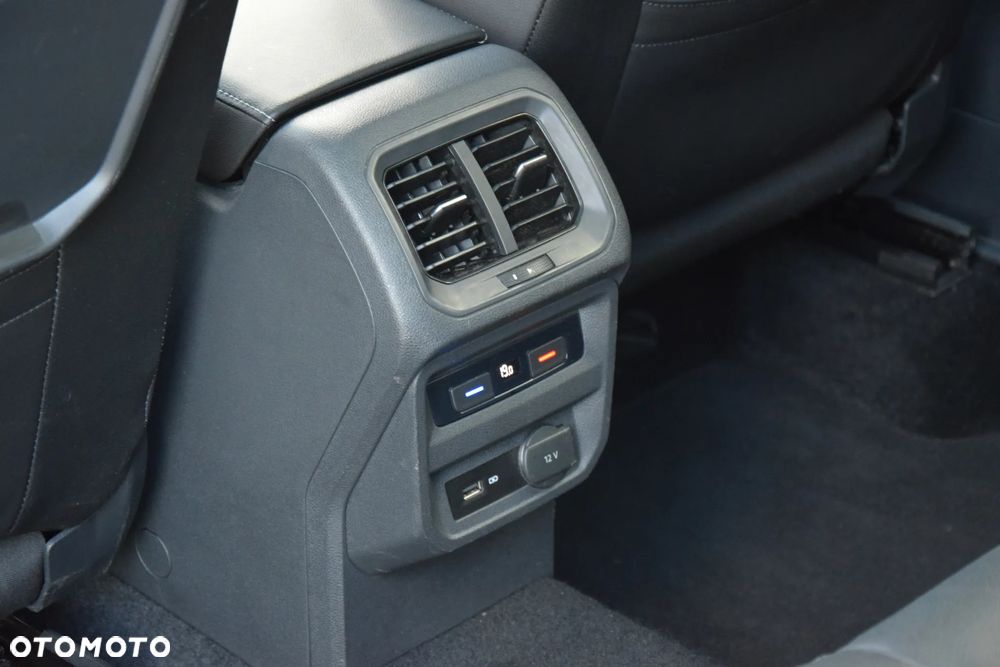 Volkswagen Tiguan Allspace 2.0 TDI R-Line DSG - 17