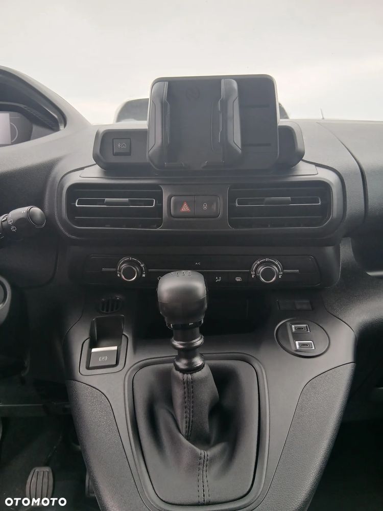 Peugeot Partner - 10