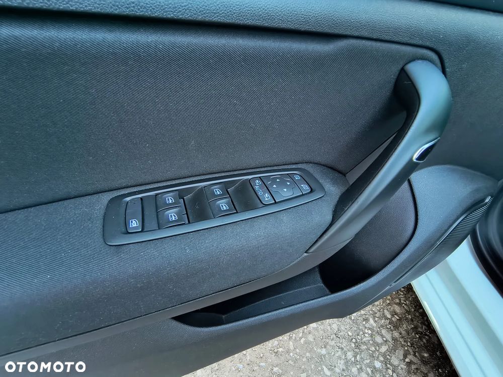 Renault Megane 1.6 E-TECH Plug-In Techno - 31