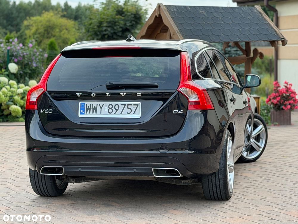 Volvo V60 D4 Drive-E Momentum - 21