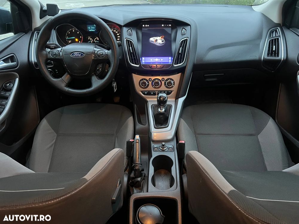 Ford Focus 1.6 TDCI DPF Titanium - 18